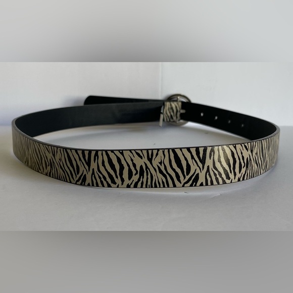 NEW BKE Zebra Print Belt with Silver Buckle - Picture 4 of 4